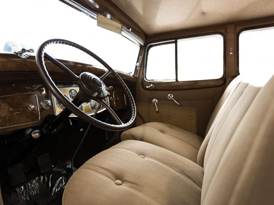  Packard Super Eight Club Sedan 1934 года  (фото 12 из 12)